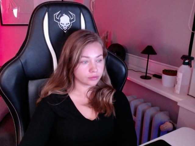hollyBB live cam on BongaCams