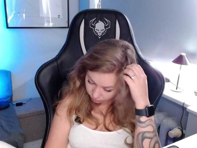 hollyBB