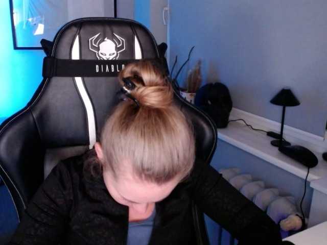 hollyBB