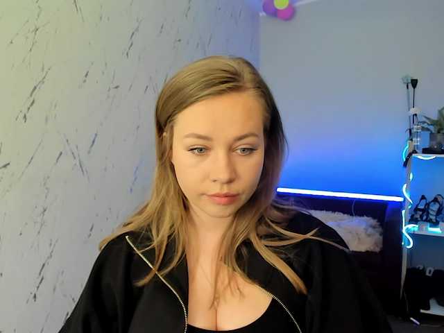 hollyBB
