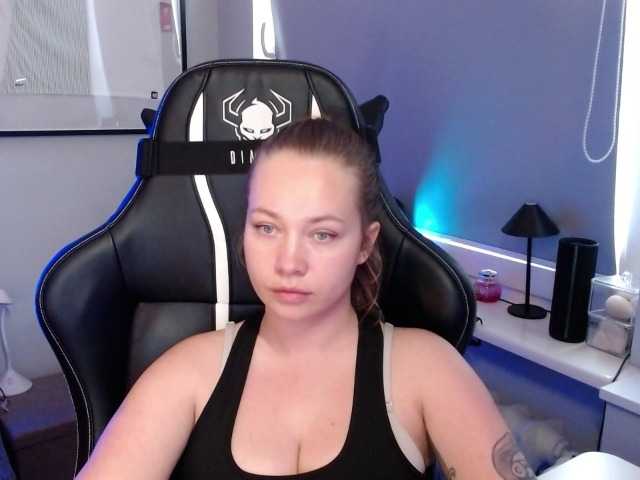 hollyBB