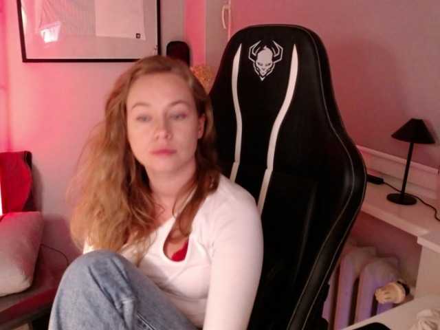 hollyBB live cam on BongaCams