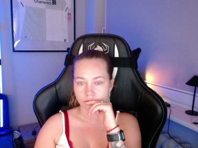 hollyBB
