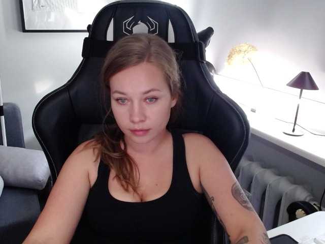 hollyBB