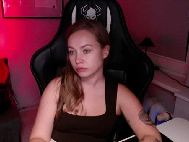 hollyBB