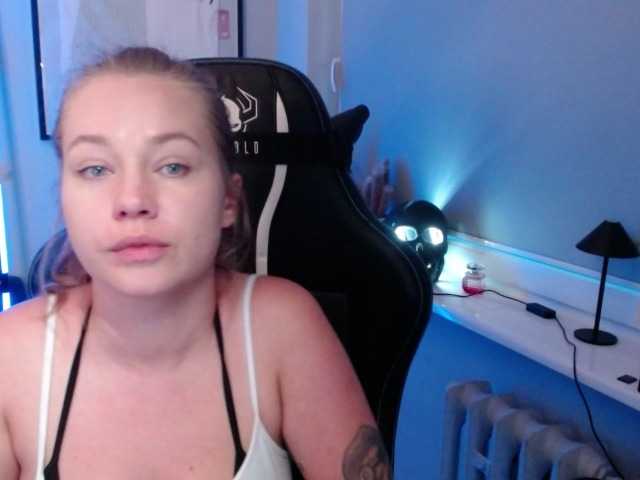 hollyBB