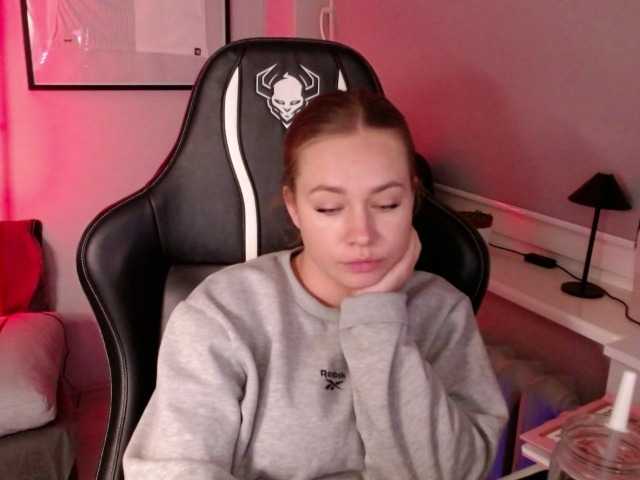 hollyBB