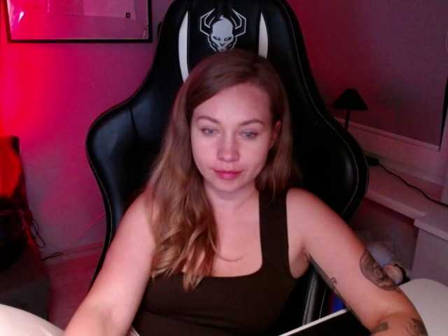hollyBB