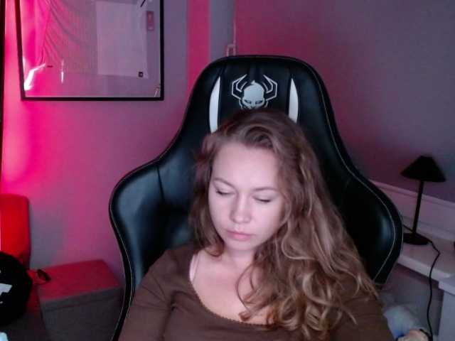 hollyBB