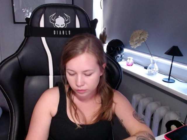 hollyBB
