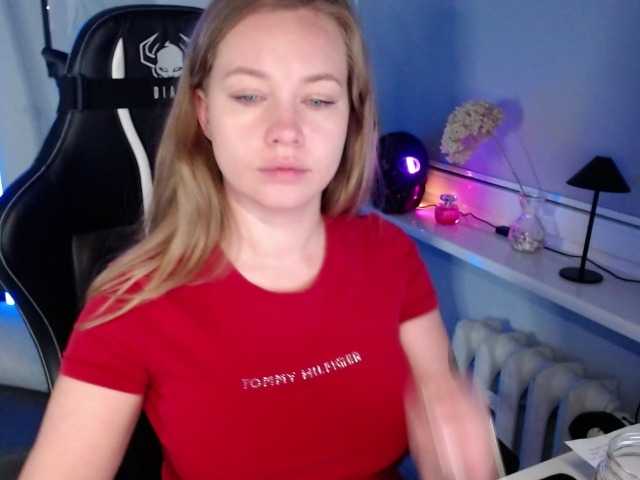hollyBB live cam on BongaCams