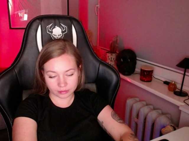hollyBB live cam on BongaCams