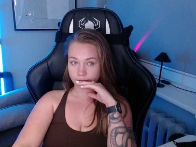 hollyBB