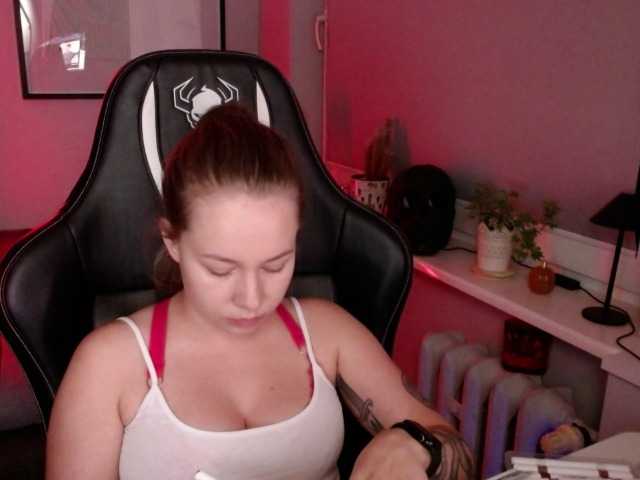 hollyBB