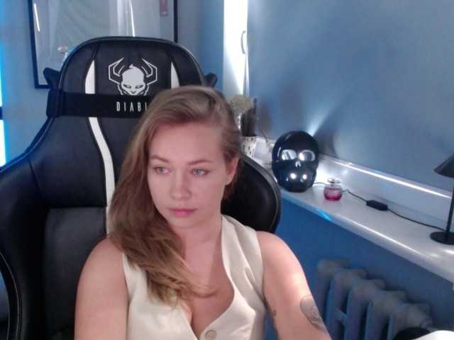 hollyBB
