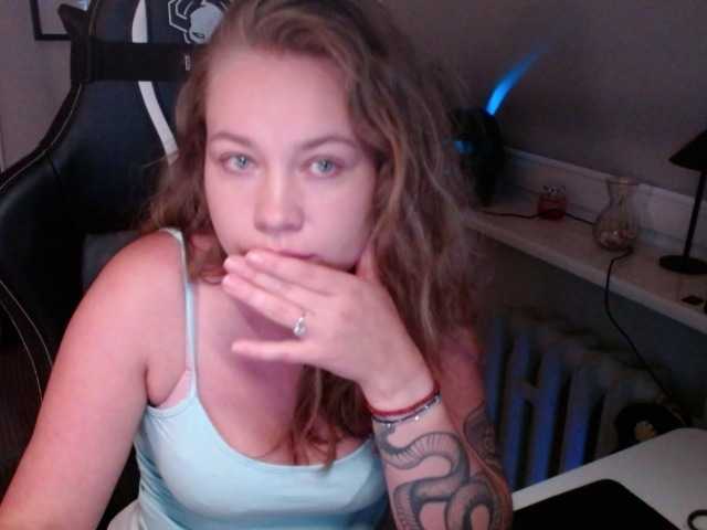 hollyBB