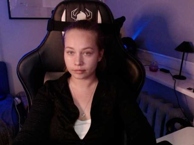 hollyBB live webcam show