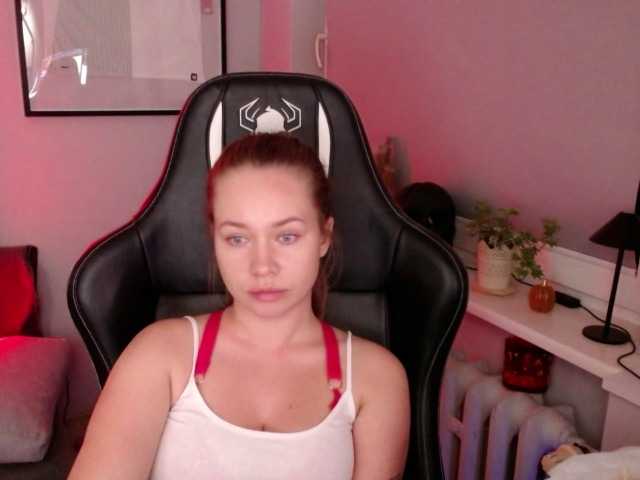 hollyBB live cam on BongaCams