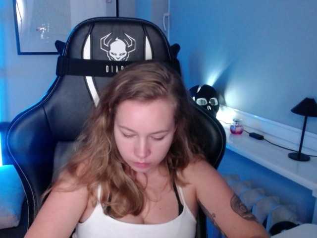 hollyBB