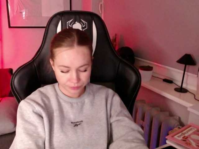 hollyBB