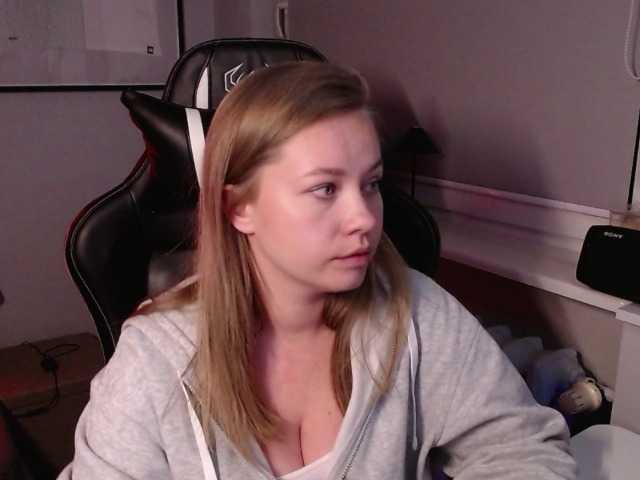 hollyBB