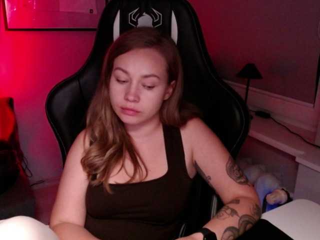 hollyBB