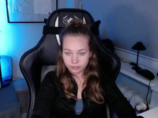 hollyBB