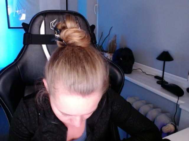 hollyBB