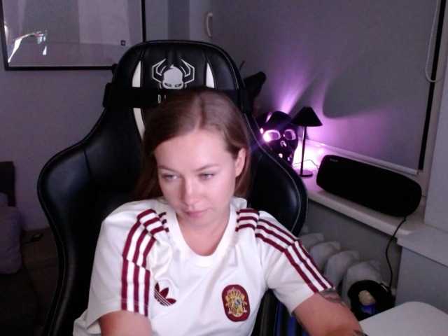 hollyBB