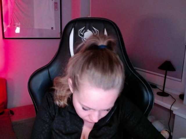 hollyBB