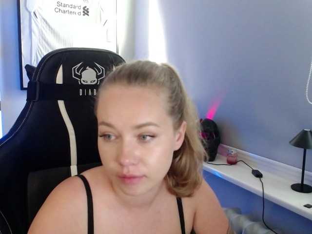 hollyBB
