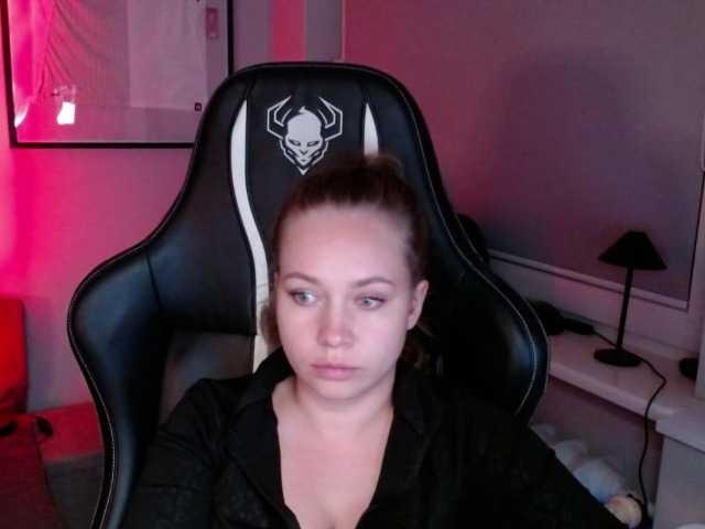hollyBB live cam on BongaCams