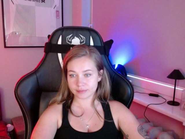 hollyBB