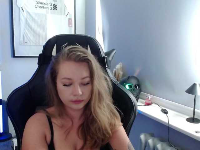 hollyBB