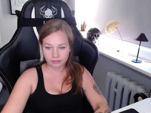 hollyBB