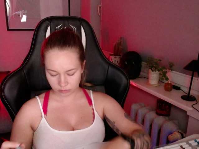 hollyBB