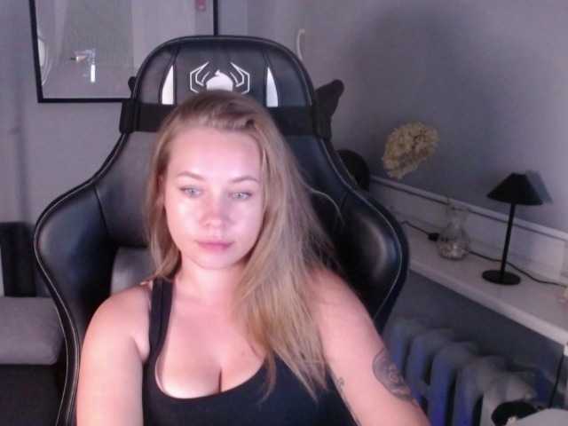 hollyBB