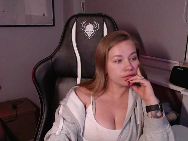 hollyBB