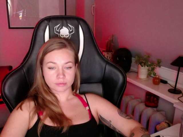 hollyBB