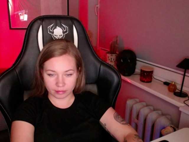 hollyBB live cam