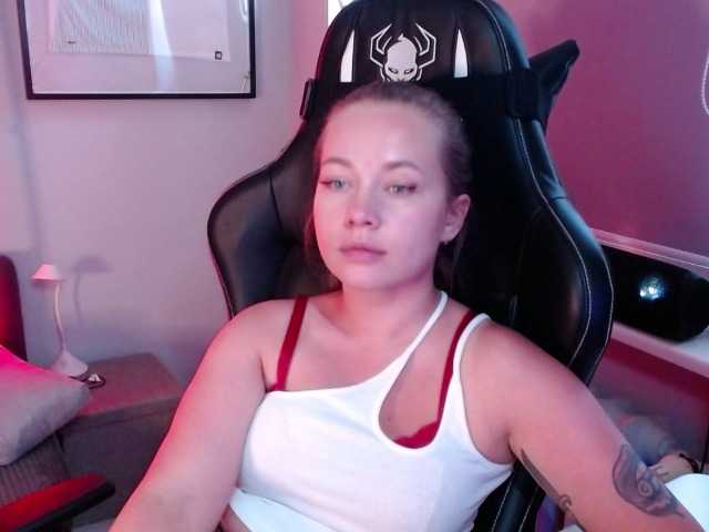 hollyBB