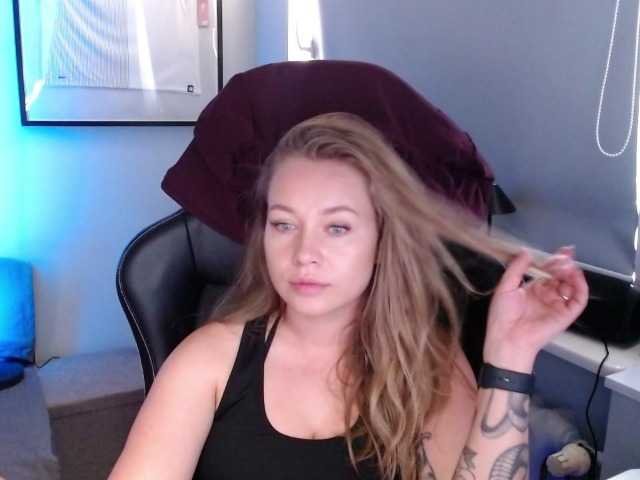 hollyBB