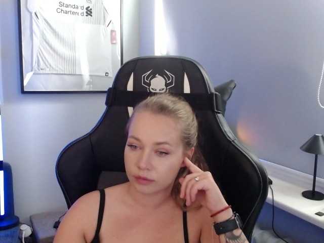 hollyBB