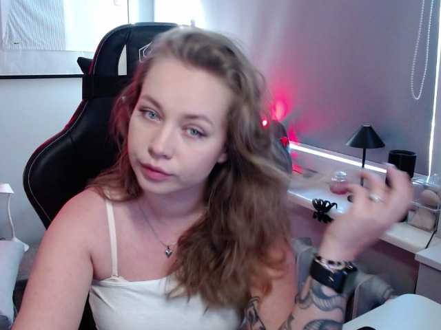 hollyBB