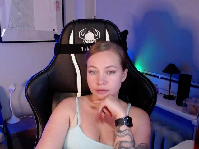 hollyBB