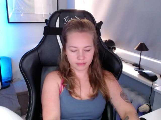 hollyBB