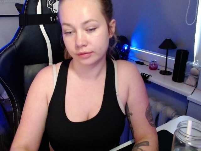 hollyBB