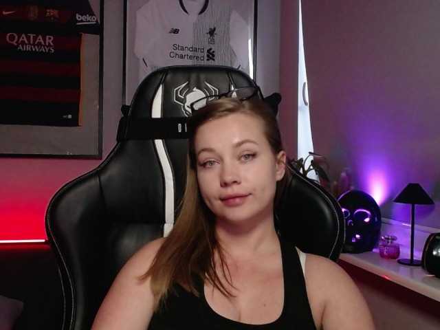 hollyBB