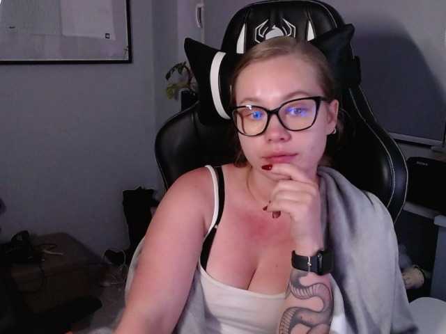 hollyBB