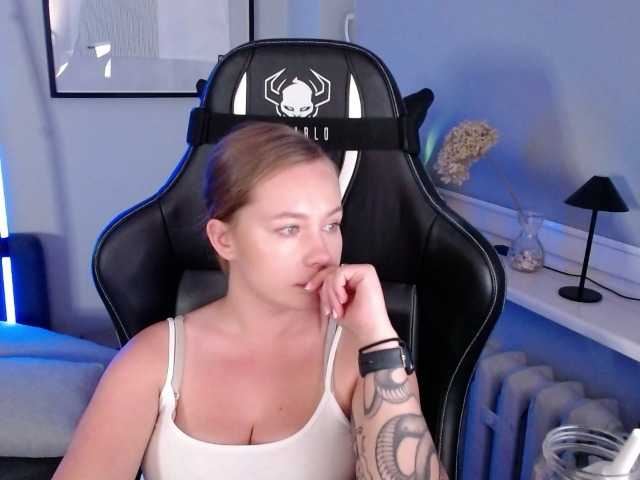 hollyBB